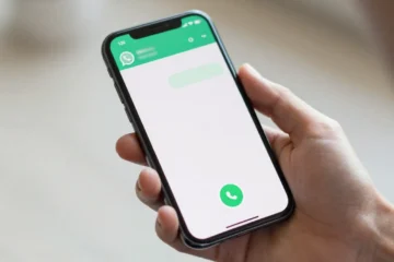 WhatsApp usa il microfono integrato del dispositivo